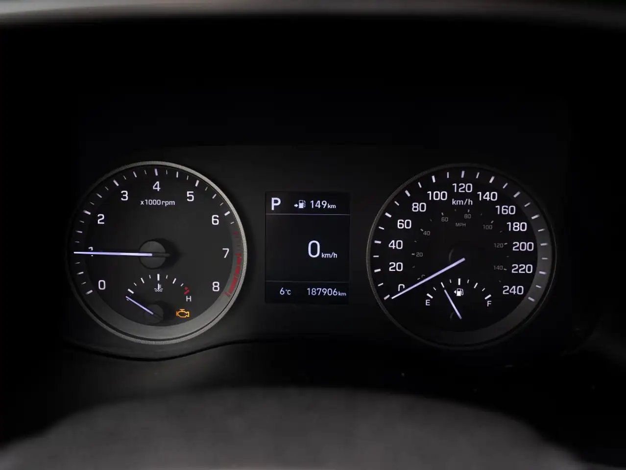 Hyundai TUCSON снимка Hyundai TUCSON