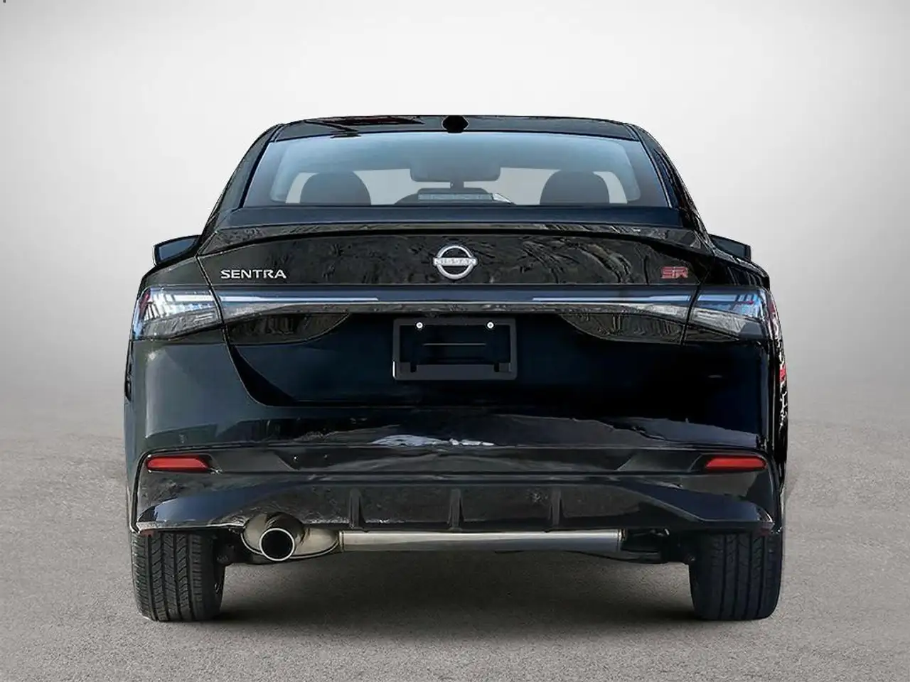 Nissan Sentra снимка Nissan Sentra