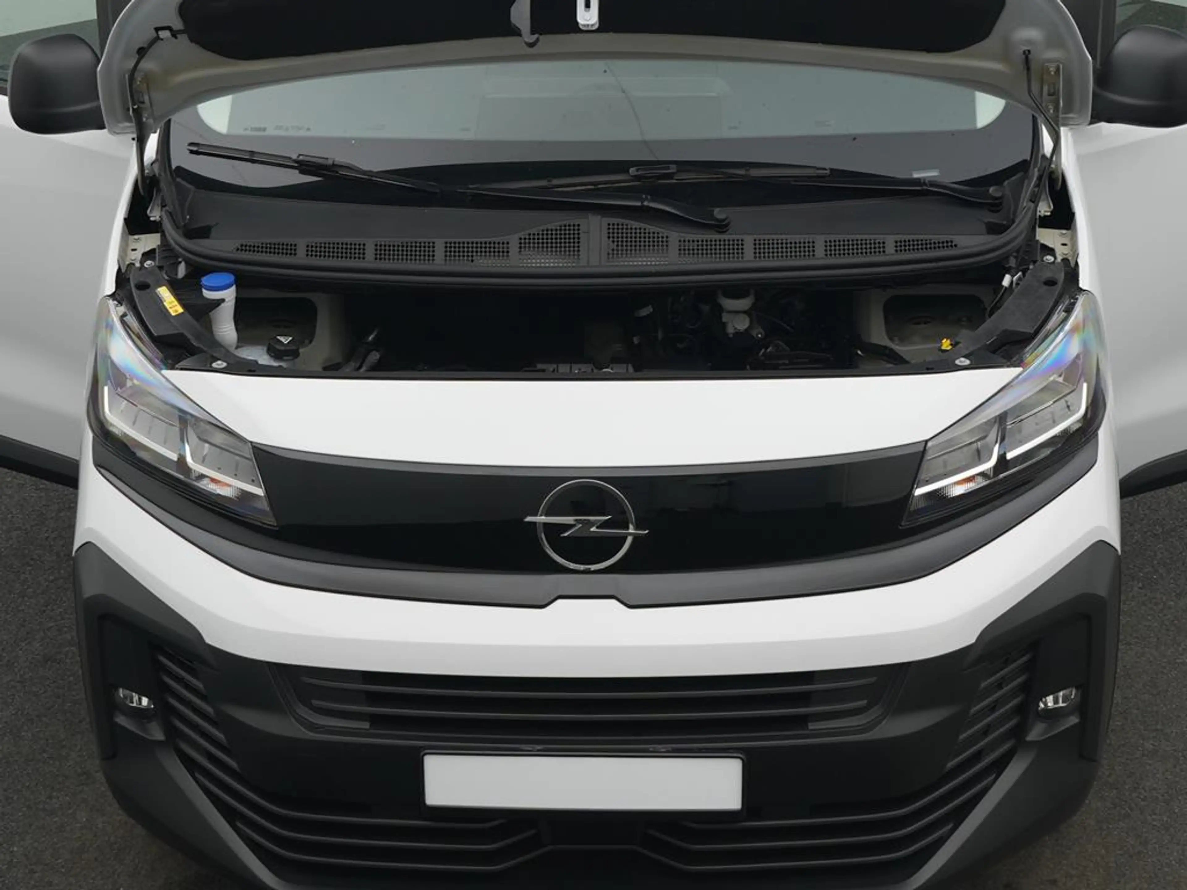 Opel Vivaro KW M Diesel 120 Manuell — photo 7