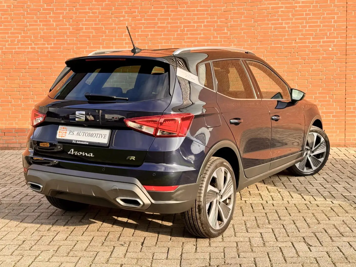 SEAT Arona 1.0 tsi FR|CARPLAY|CAMERA|AUTOMAAT|DIGITAL DASH Paars - 2