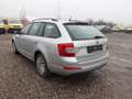 Skoda Octavia Combi 1,6  TDI 4x4 Silber - thumbnail 3
