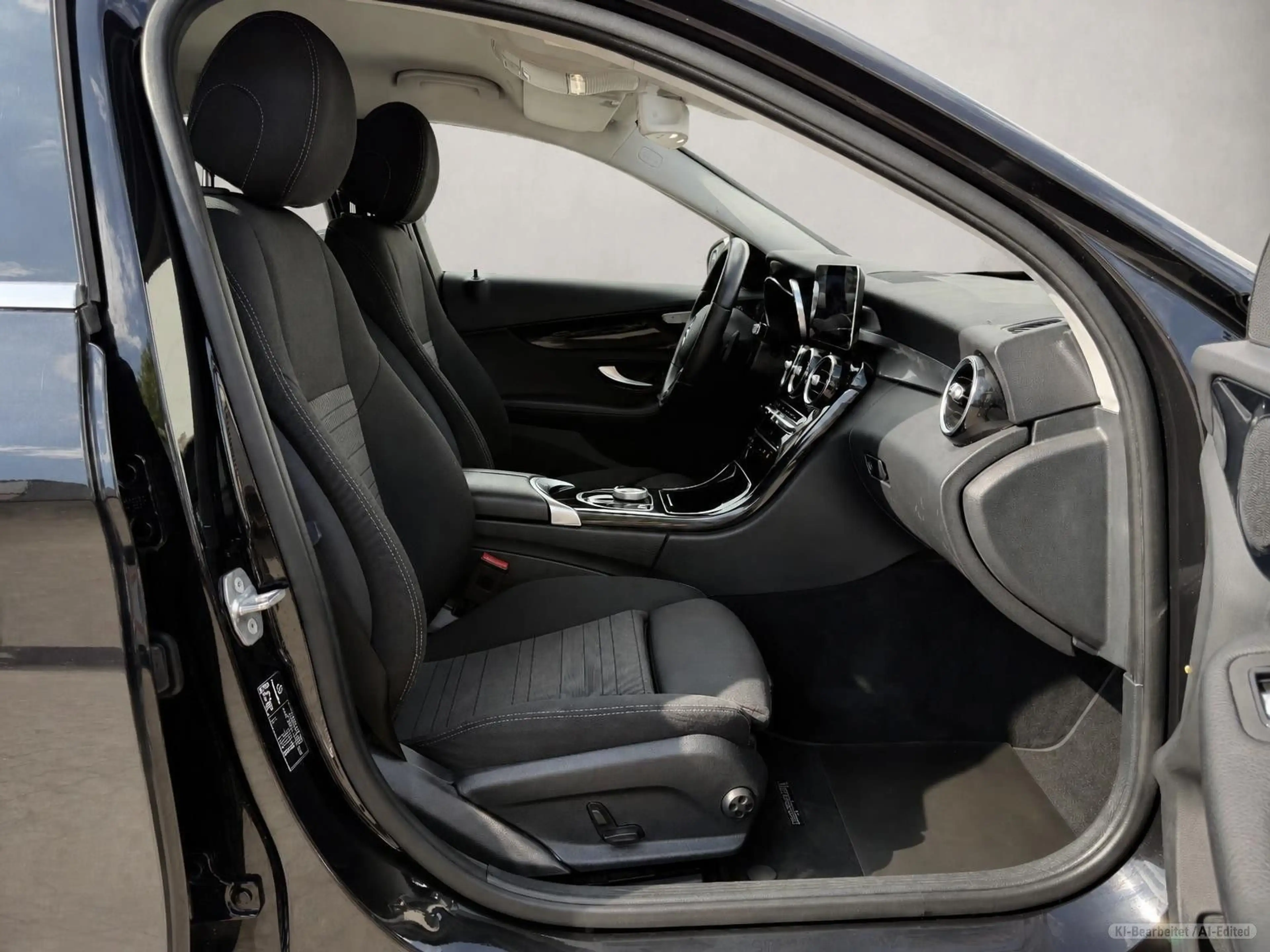 Mercedes-Benz C 200 C T-Modell C 200 d AHK/Navi/R-Kamera/SHZ — photo 14