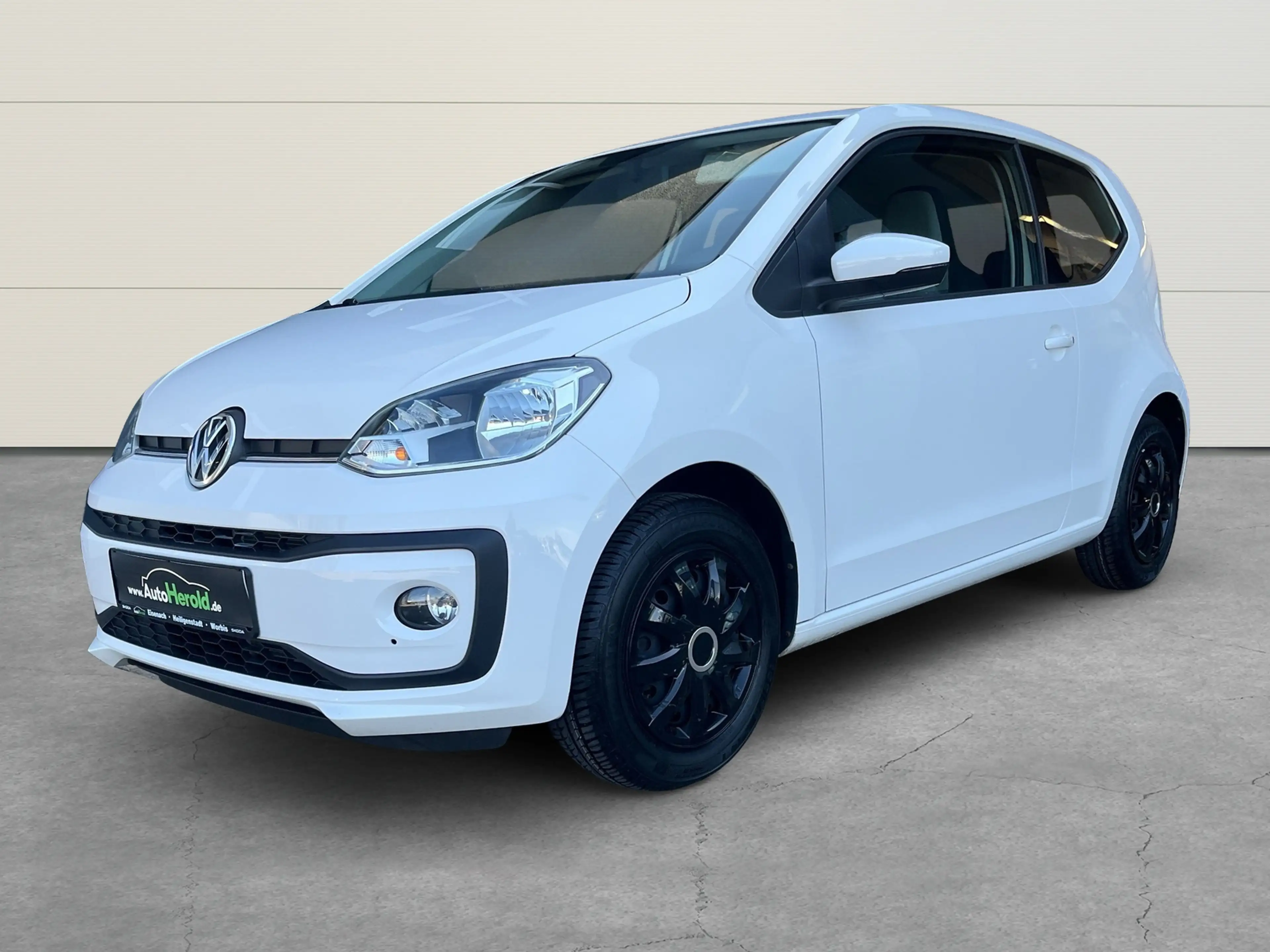 Volkswagen up! 1,0 l  44 kW (60 PS) 5-Gang — photo 2