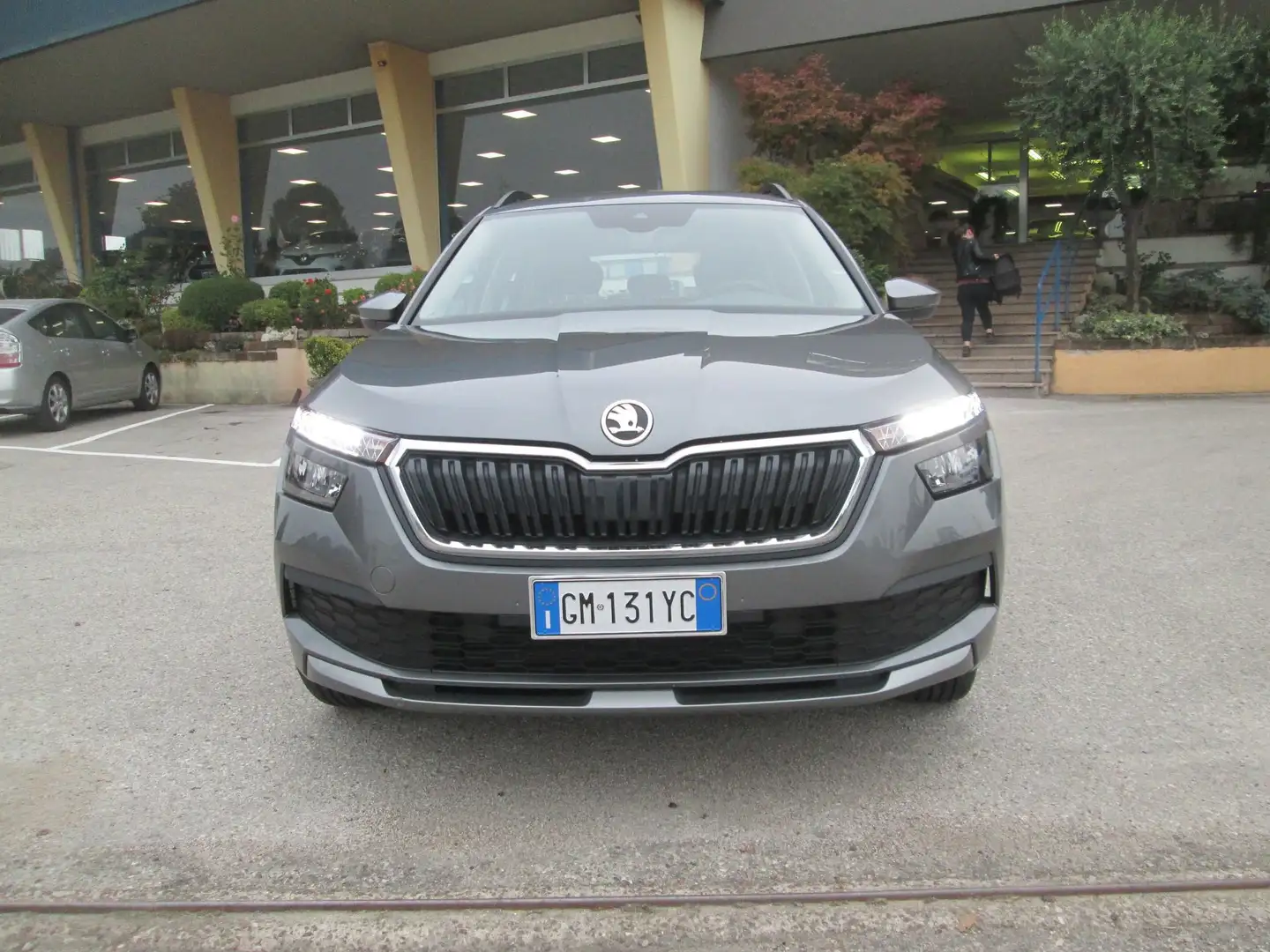 Skoda Kamiq 1.0 TSI Ambition Grigio - 2