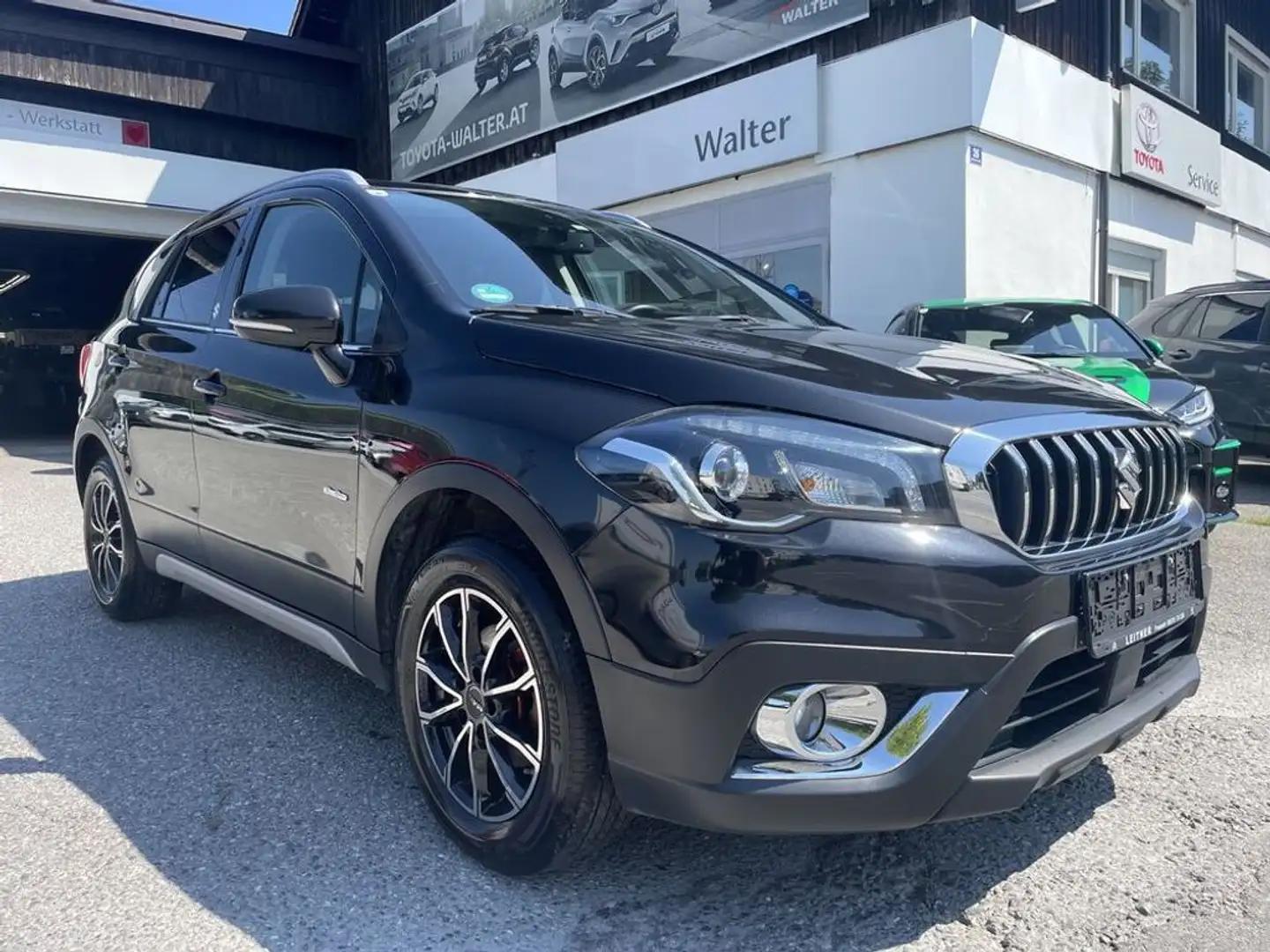 Suzuki SX4 S-Cross 1,0 DITC 4WD shine Noir - 1