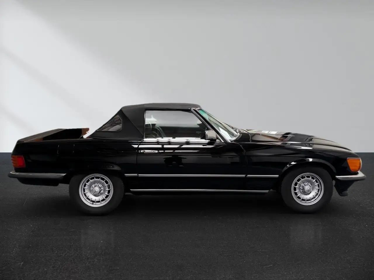 Mercedes-Benz SL 500 170 kW (231 PS), Automatik, Heckantrieb, foto 3