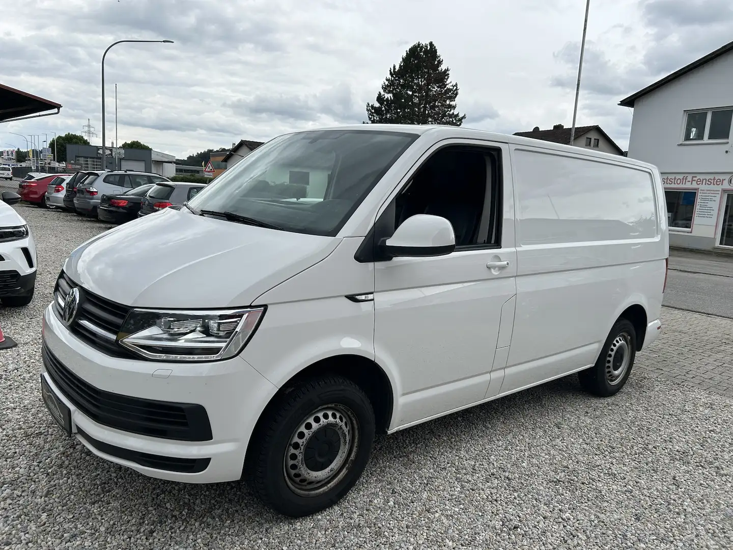 Volkswagen T6 Transporter 2.0 TDi DSG Kamera LED Leder AHK Weiß - 1