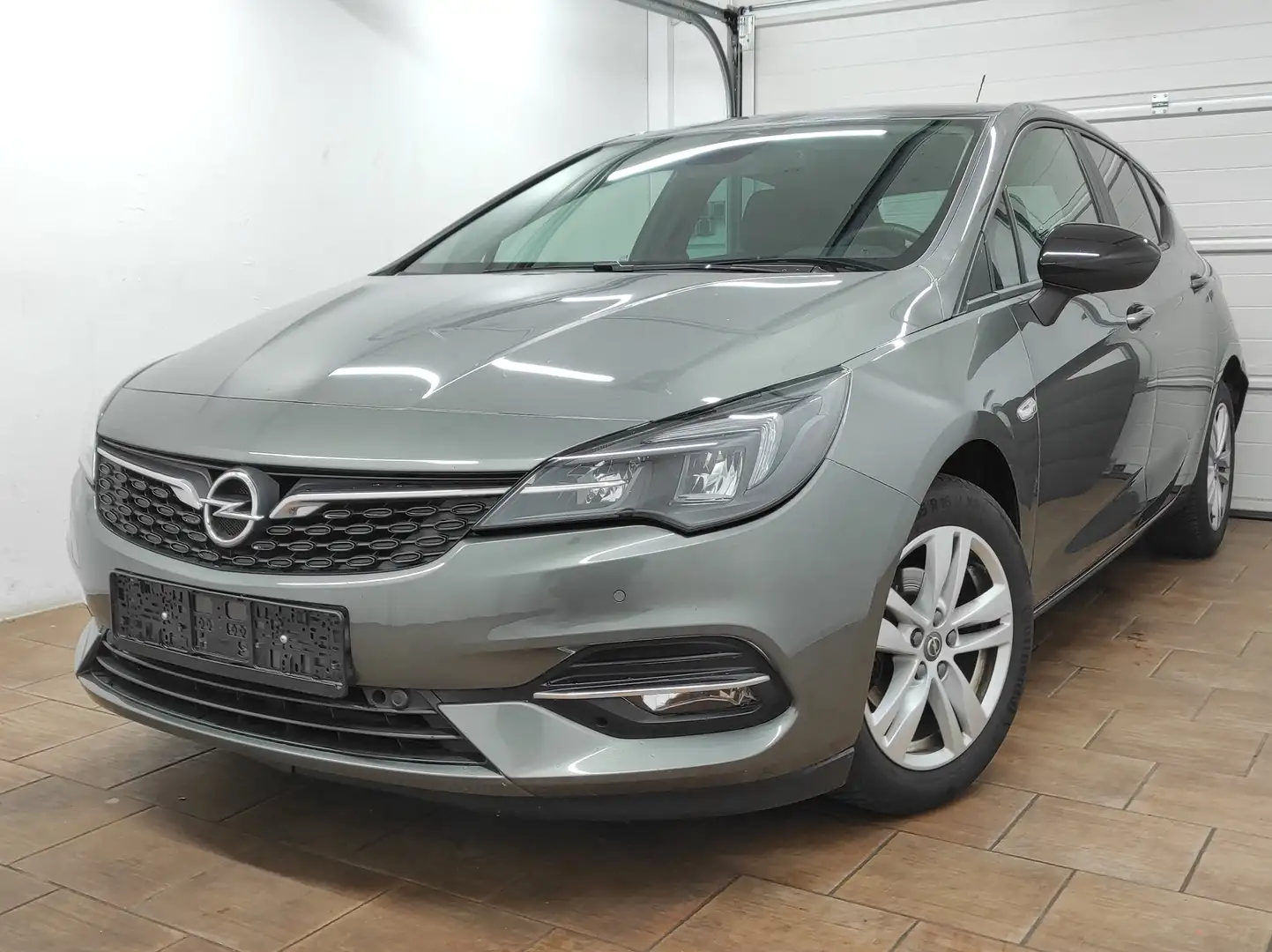 Opel Astra 1.2 Turbo KLIMA LED EURO-6 PDC KAMERA TEMP BC NAVI Grau - 1