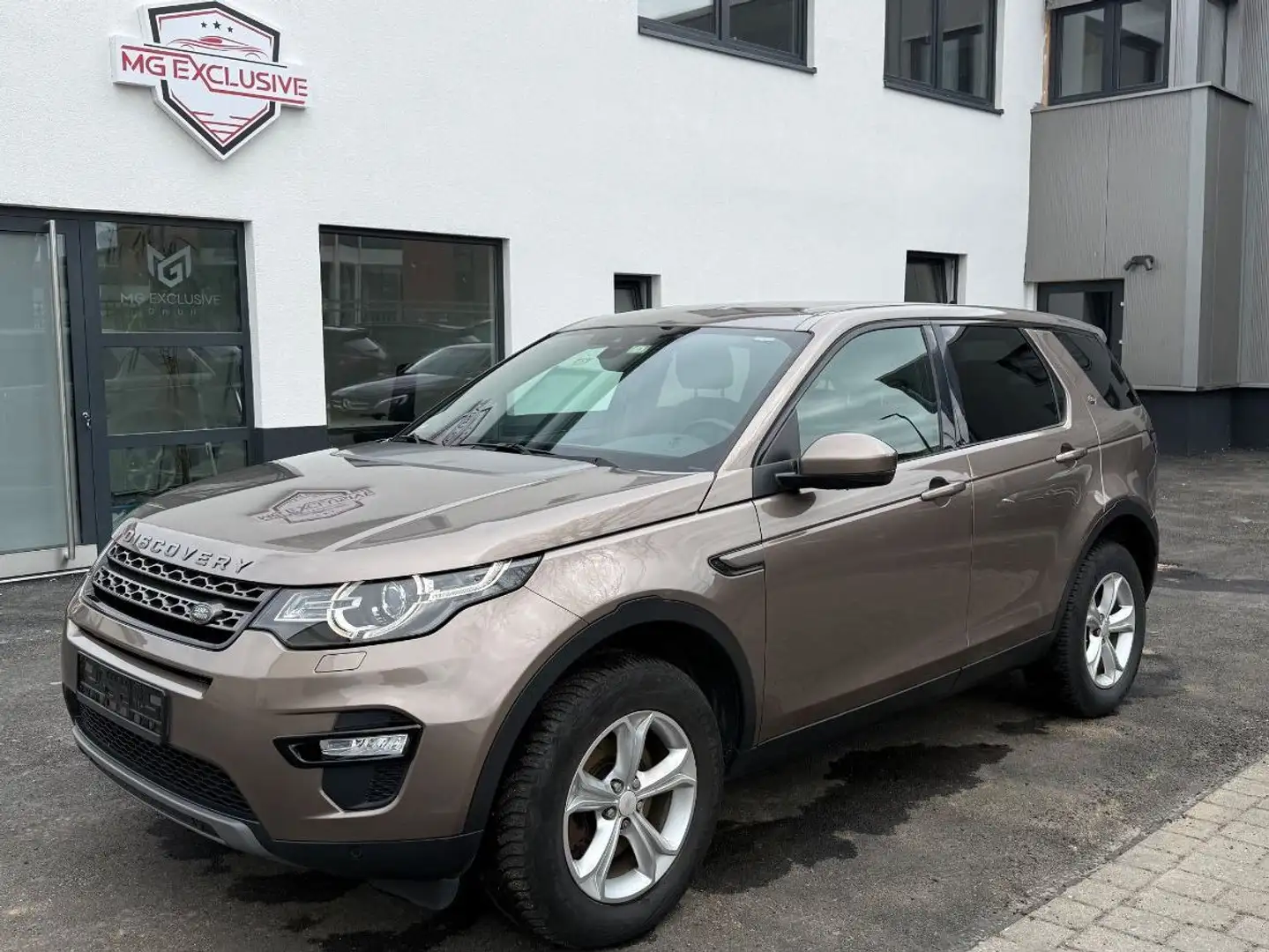 Land Rover Discovery Sport SE AWD Gris - 1