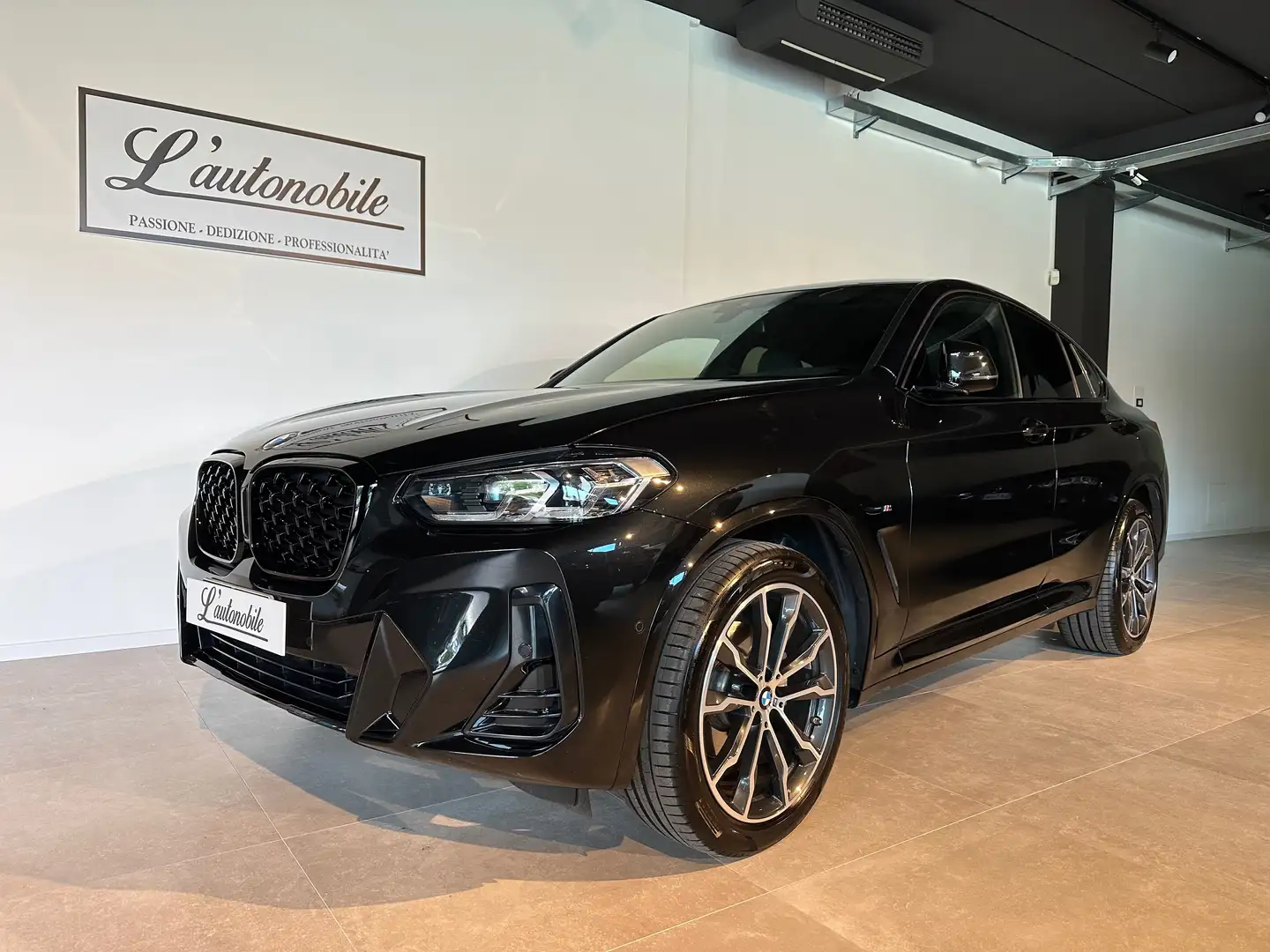 BMW X4 xdrive20d mhev 48V Msport auto IVA ESPOSTA Zwart - 1