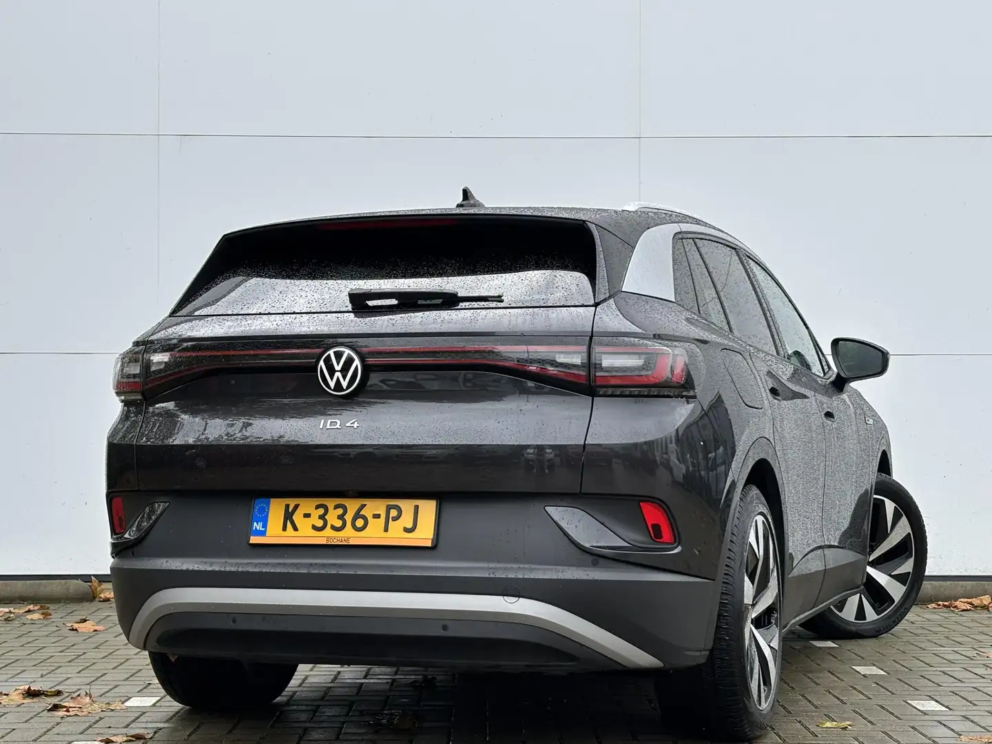 Volkswagen ID.4 First 77 kWh | First Edition | Navigatie | Camera Gris - 2