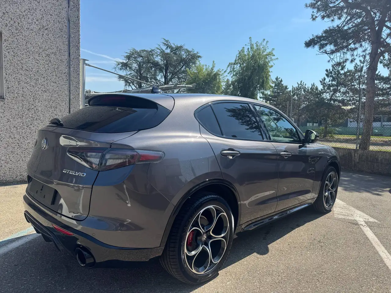 Alfa Romeo Stelvio 2024
