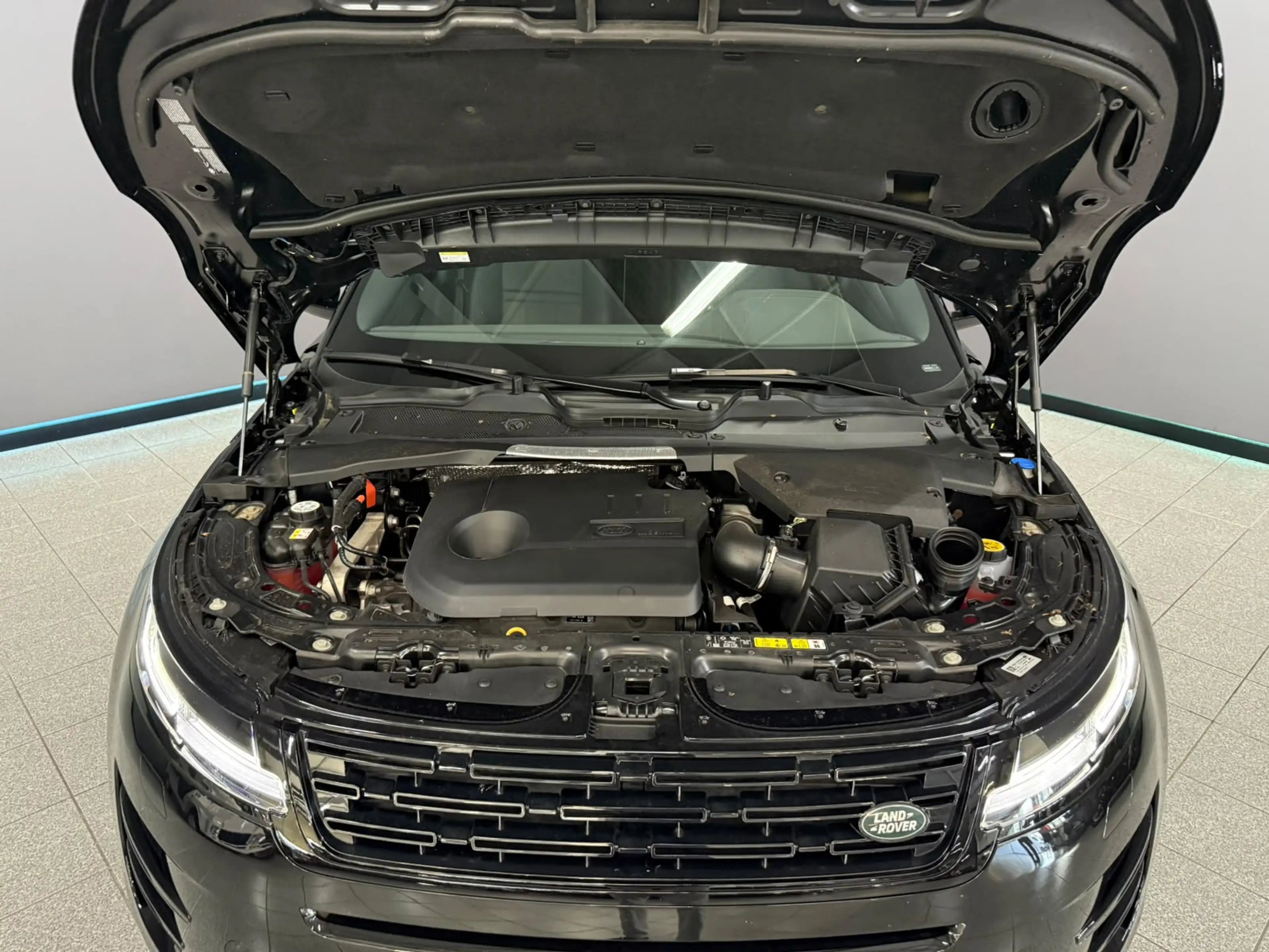 Land Rover Range Rover Evoque 1.5 P270e PHEV AWD Dynamic SE — photo 28