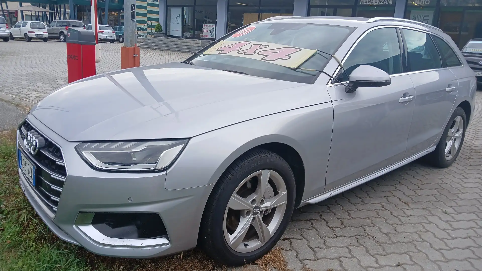 Audi A4 A4 Avant 40 2.0 tdi S Line edition quattro 190cv Argent - 1
