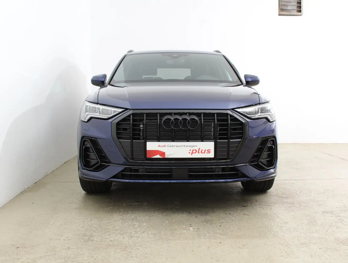 Audi Q3 35 TFSI admired Blau - 2