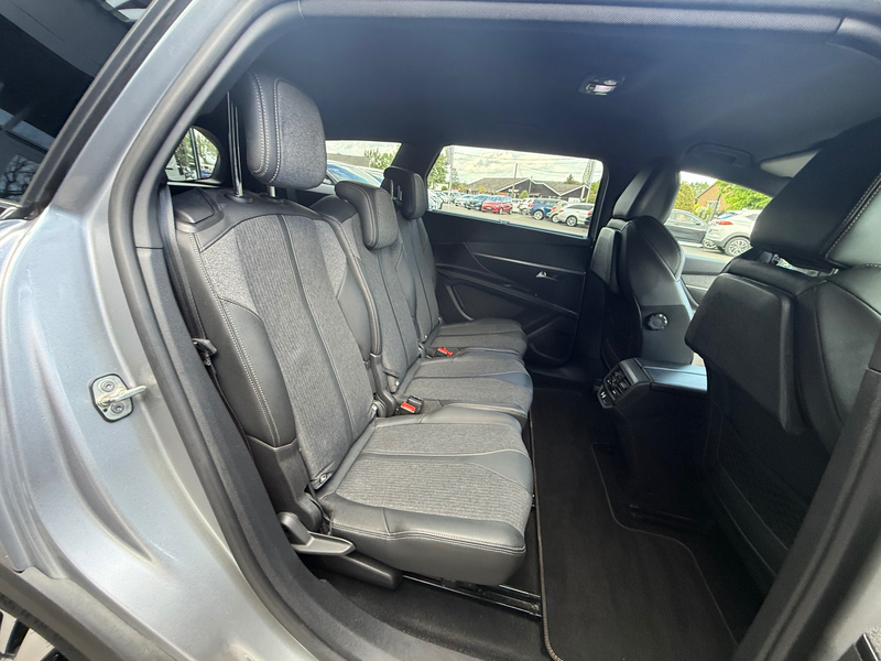 Peugeot 5008 5008 1.5HDi GT Line BOÎTE AUTO,7PLACES,CRUISE,LED… — photo 6