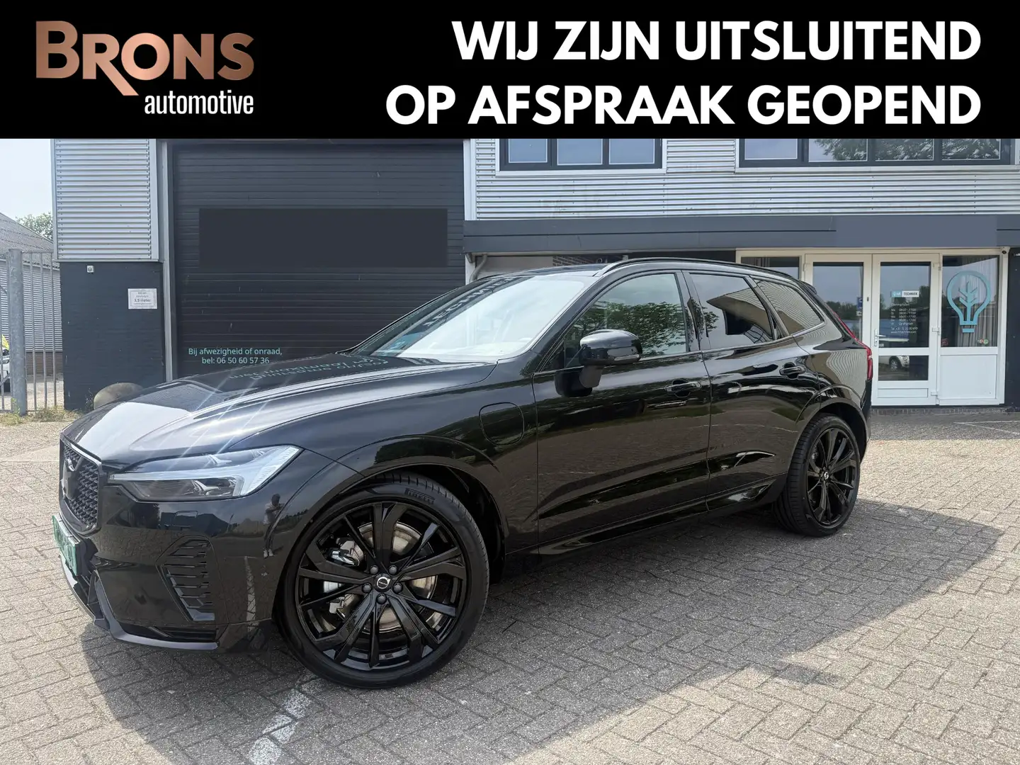 Volvo XC60 2.0 T6 Plug-in hybrid AWD Plus Black Edition Full Negro - 1