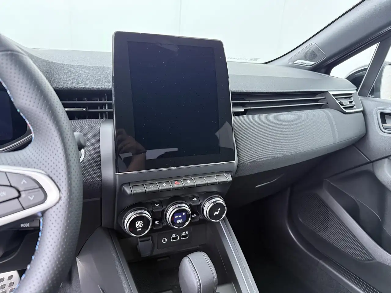 Renault Clio 2026 — фото 11