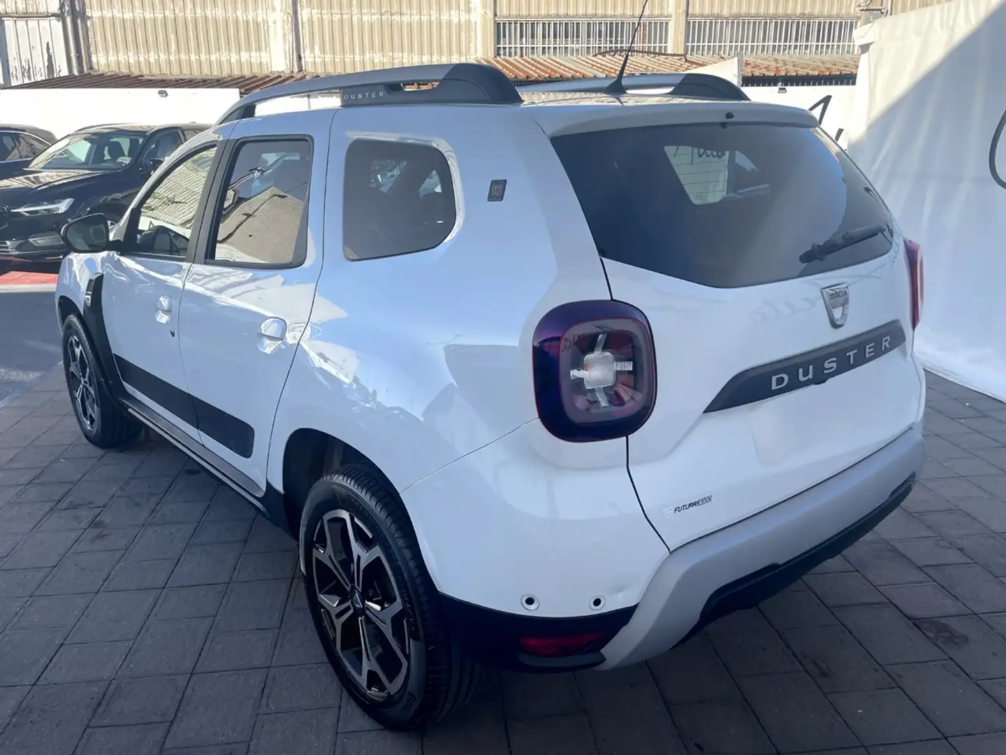 Dacia Duster II 1.0 tce (GPL) 15th Anniversary Eco-g 4x2 Blanco - 2