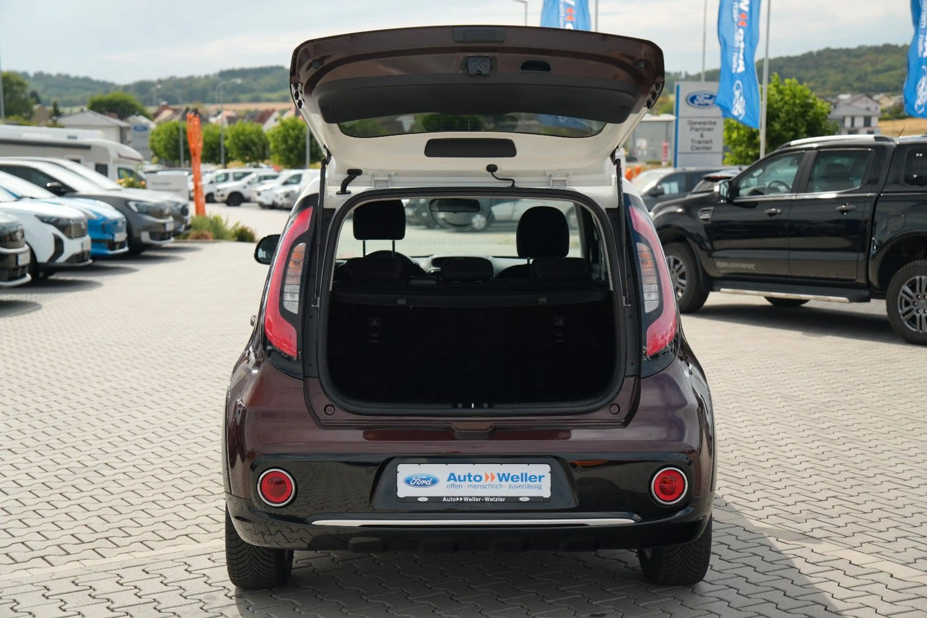Kia Soul Dream Team 1.6 GDI Kamera 1. Hand — photo 8