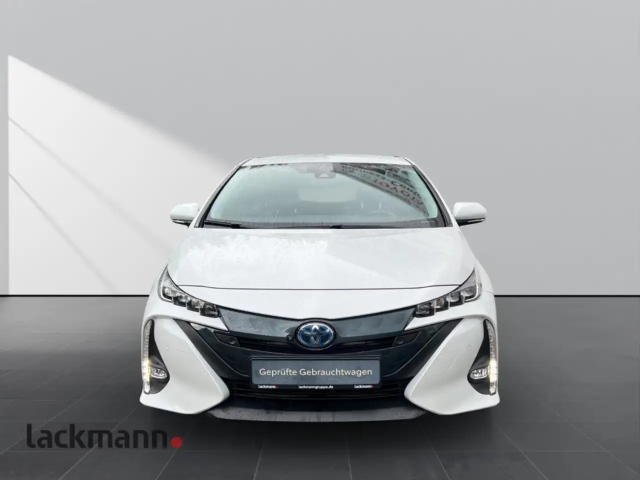 Toyota Prius Plug-in Executive*Navi*LED*JBL*AHK*Leder*, миниатюра 3