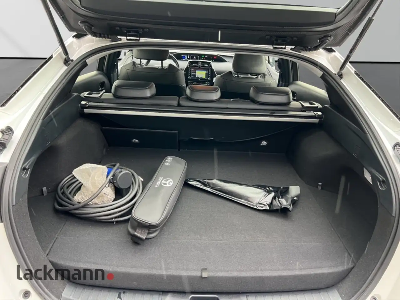 Toyota Prius Plug-in Executive*Navi*LED*JBL*AHK*Leder*, миниатюра 8