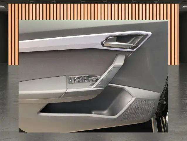 Seat Arona view 7