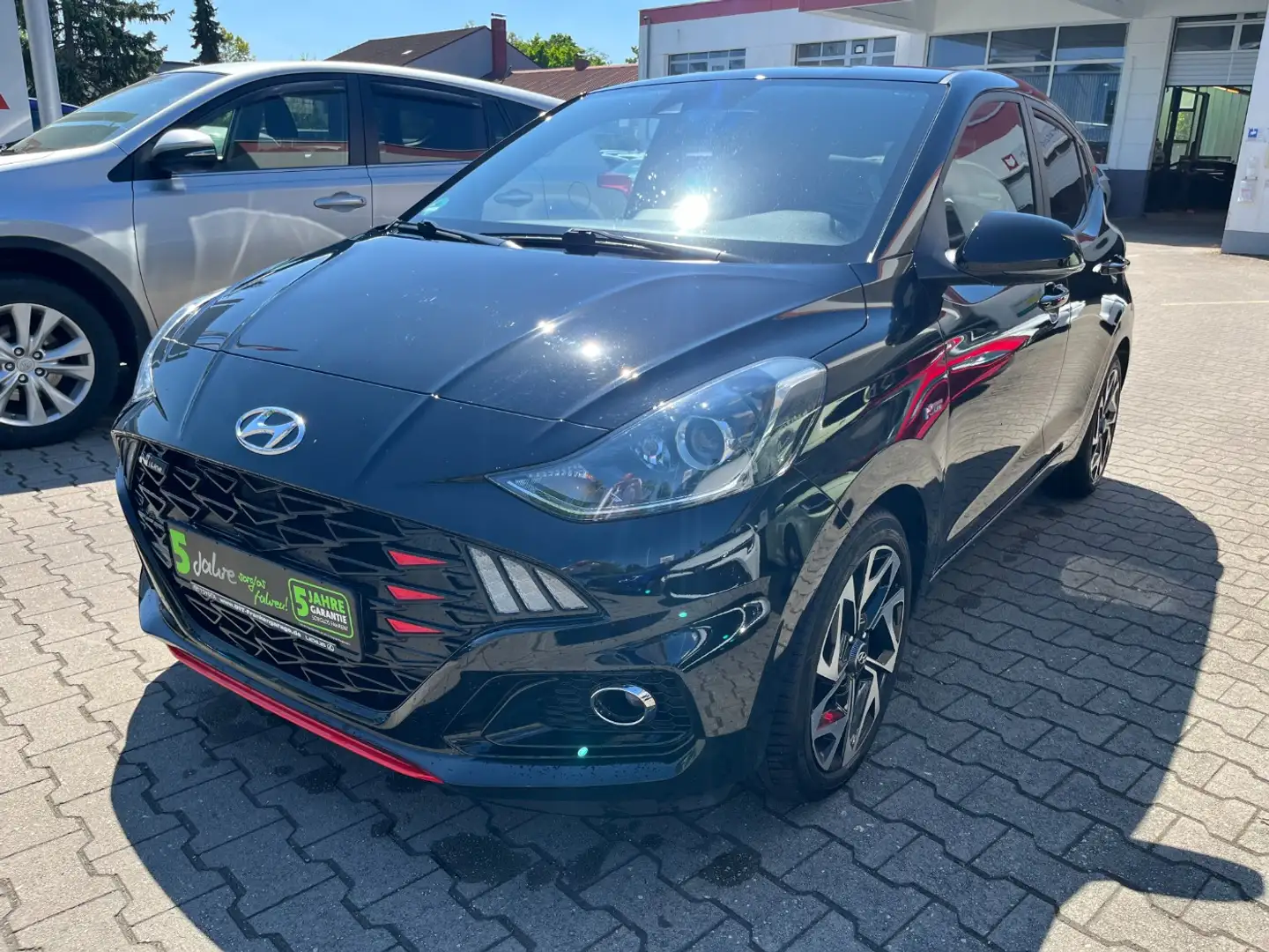 Hyundai i10 1.0 N Line Kamera, 8-fach, Navi, DAB, SHZ Чорний - 2