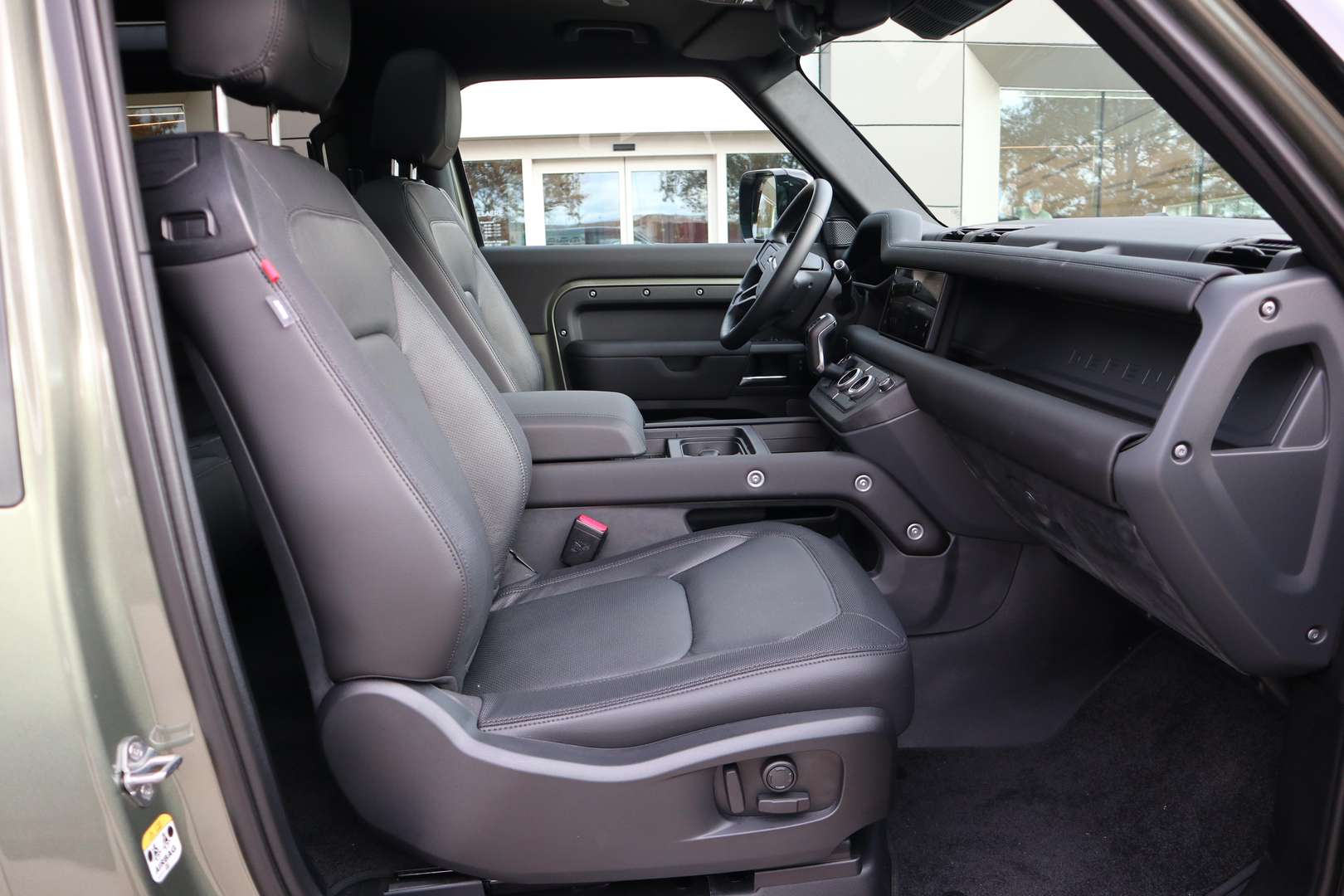 Land Rover Defender D250 X-DYNAMIC SE -  - Joinsteer - #2