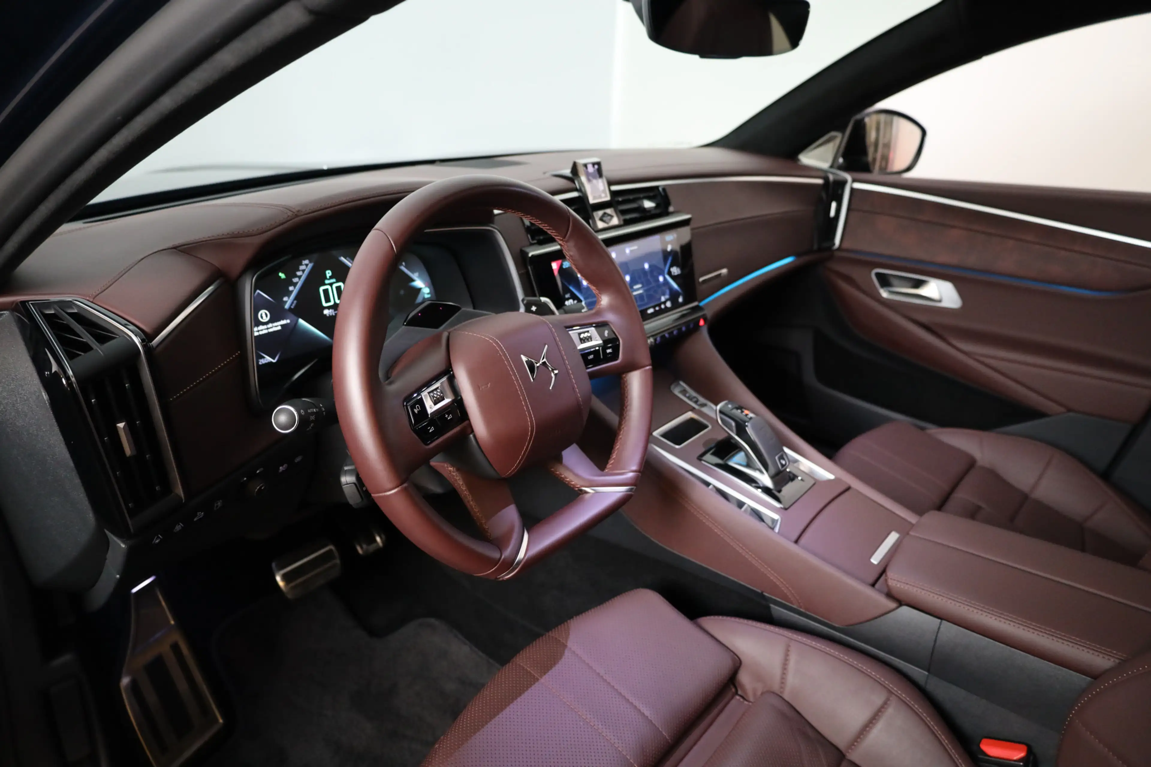 DS Automobiles DS 9 E-Tense RIVOLI+ 360 4x4 Nappa Leer | Massage Vent. — photo 31