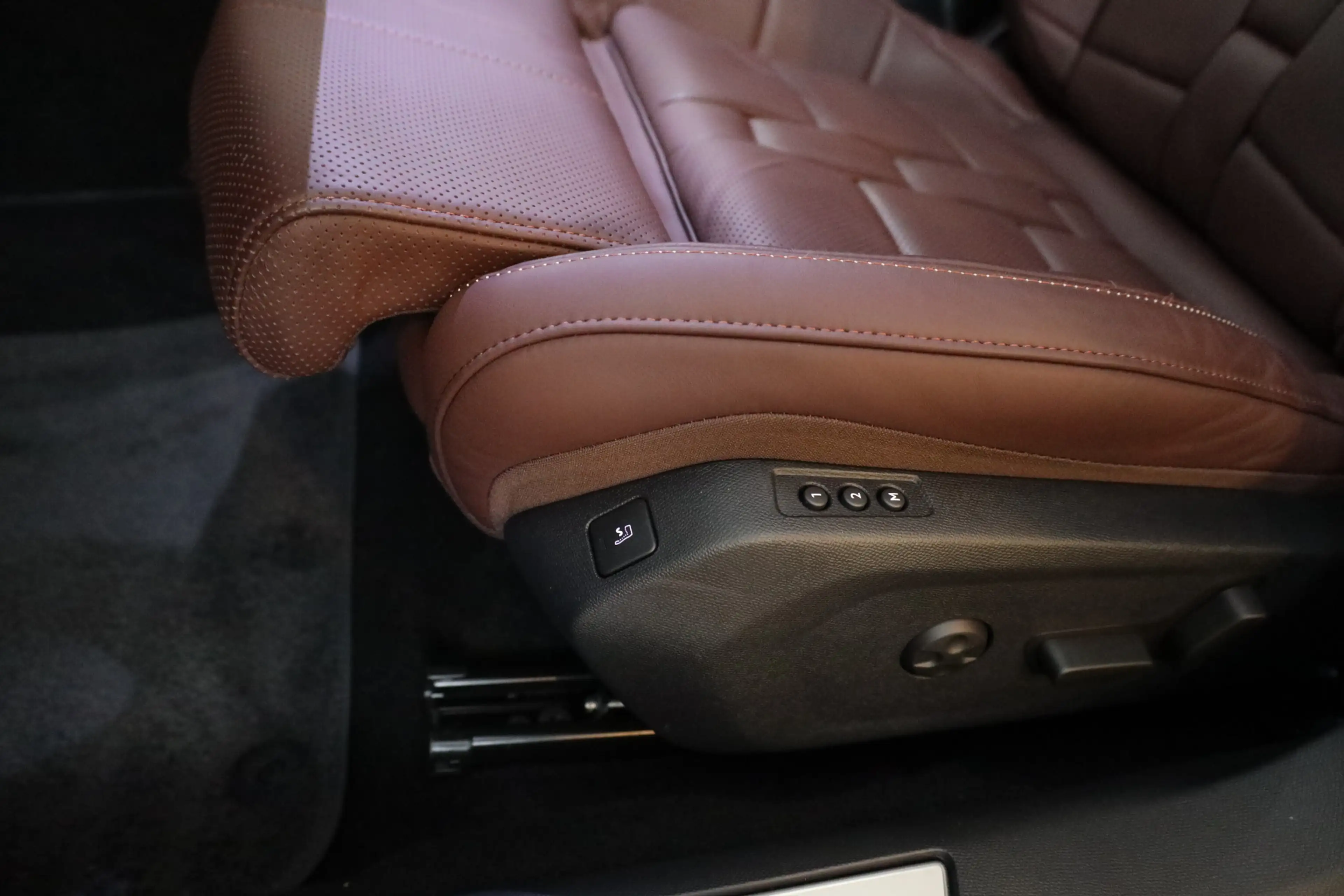 DS Automobiles DS 9 E-Tense RIVOLI+ 360 4x4 Nappa Leer | Massage Vent. — photo 30