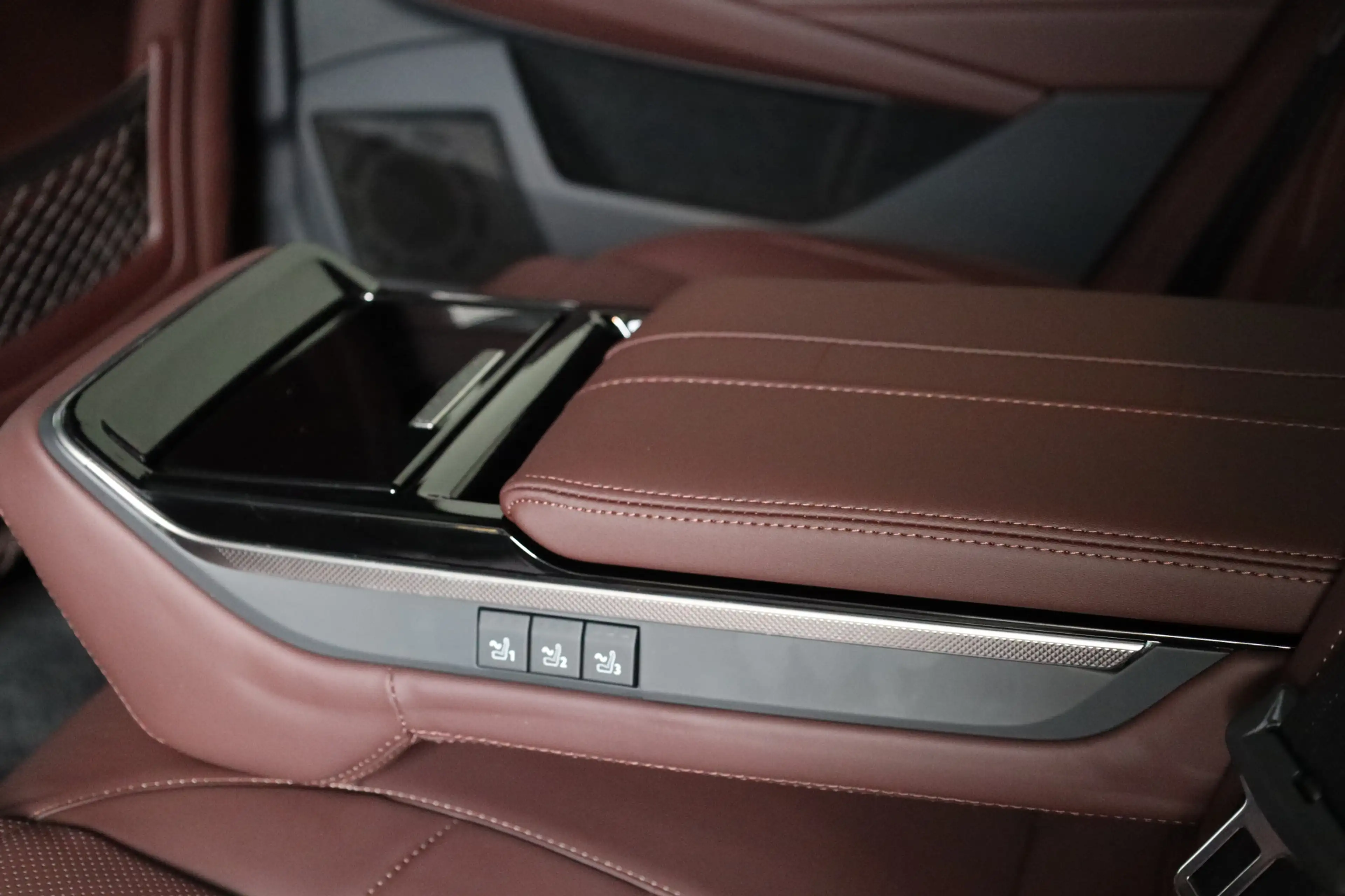 DS Automobiles DS 9 E-Tense RIVOLI+ 360 4x4 Nappa Leer | Massage Vent. — photo 23