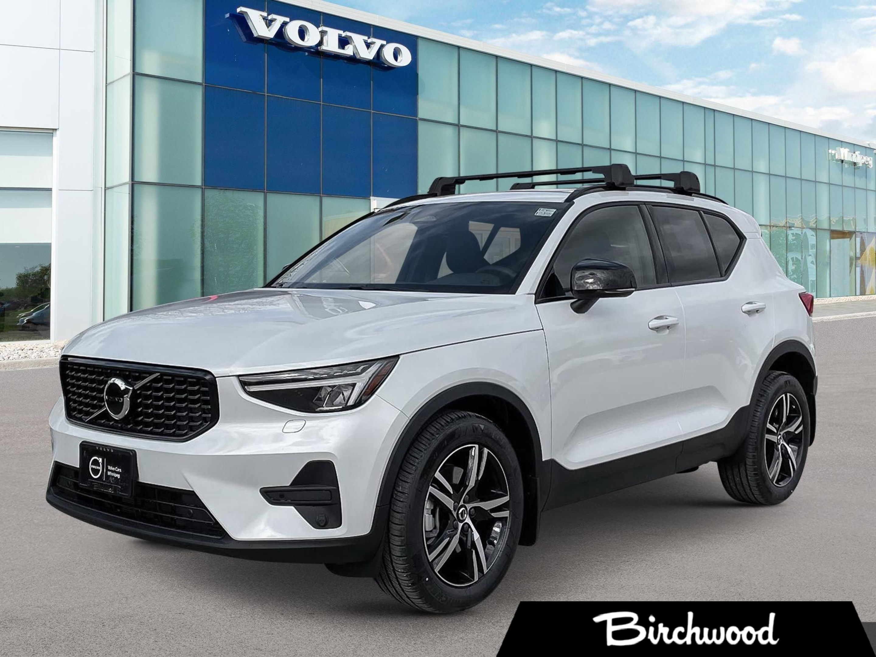 2026 Volvo XC40 Core Dark Theme DEMO MODEL SPECIAL - $1,000 OFF