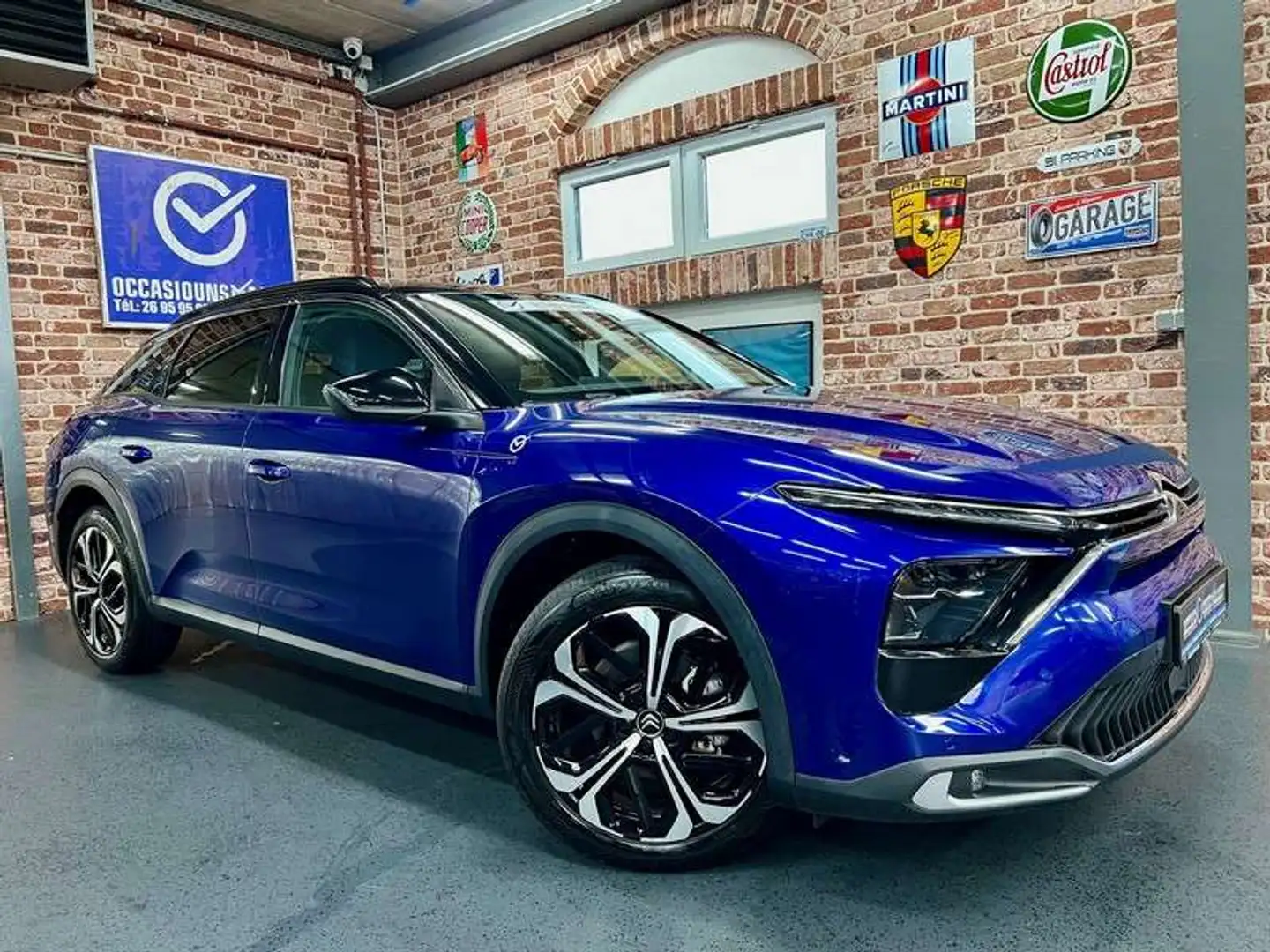 Citroen C5 X C5 X 131cv Auto SHINE CUIR / NAVI / ALU18 / USB Blauw - 1