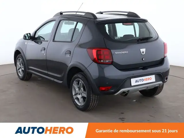 Dacia Sandero view 4