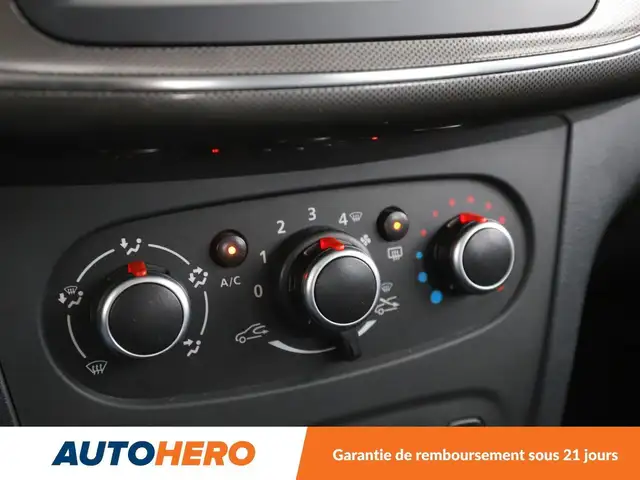 Dacia Sandero view 26