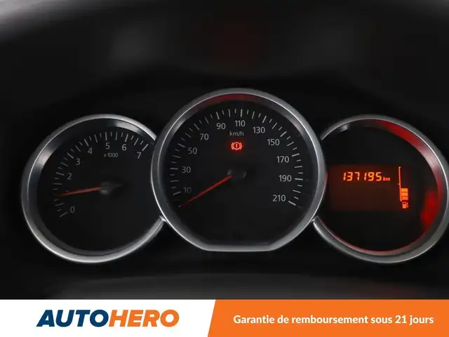 Dacia Sandero view 23