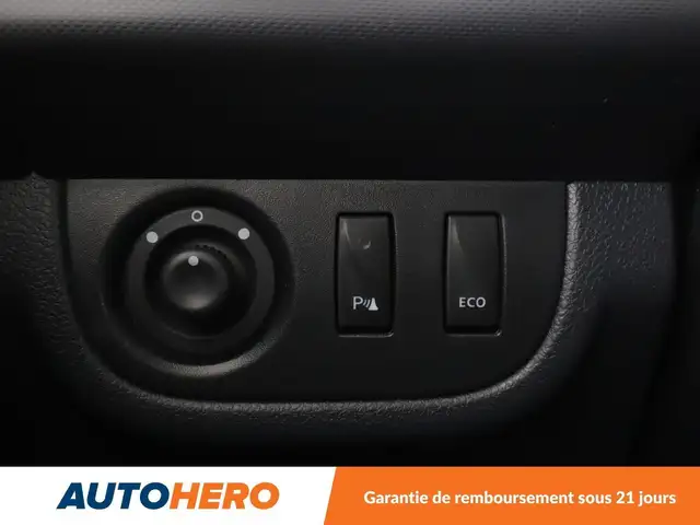 Dacia Sandero view 30