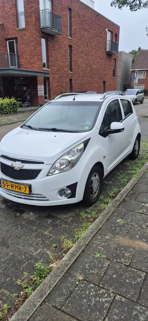 Chevrolet Spark 1.0 16V LS Bi-Fuel Biały - 1