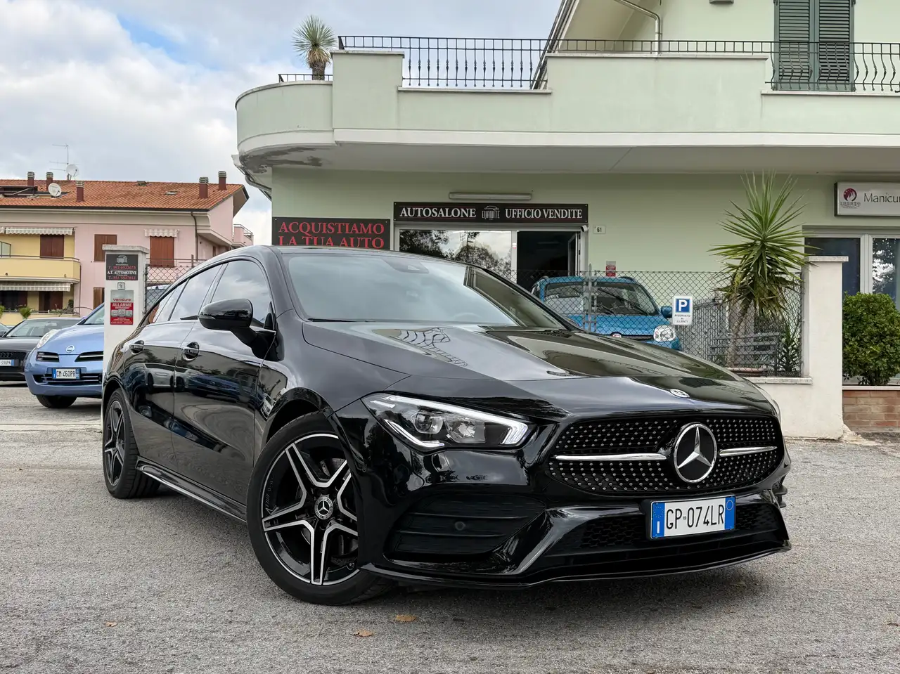 Mercedes-Benz CLA 200
