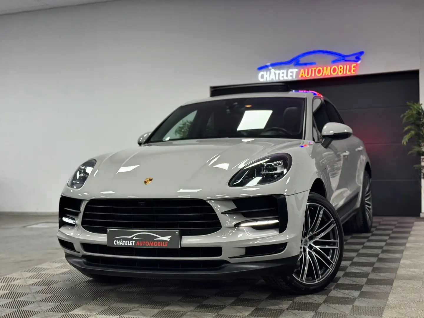 Porsche Macan Macan 2.0 Turbo PDK état neuf Garantie 12 mois Grau - 1