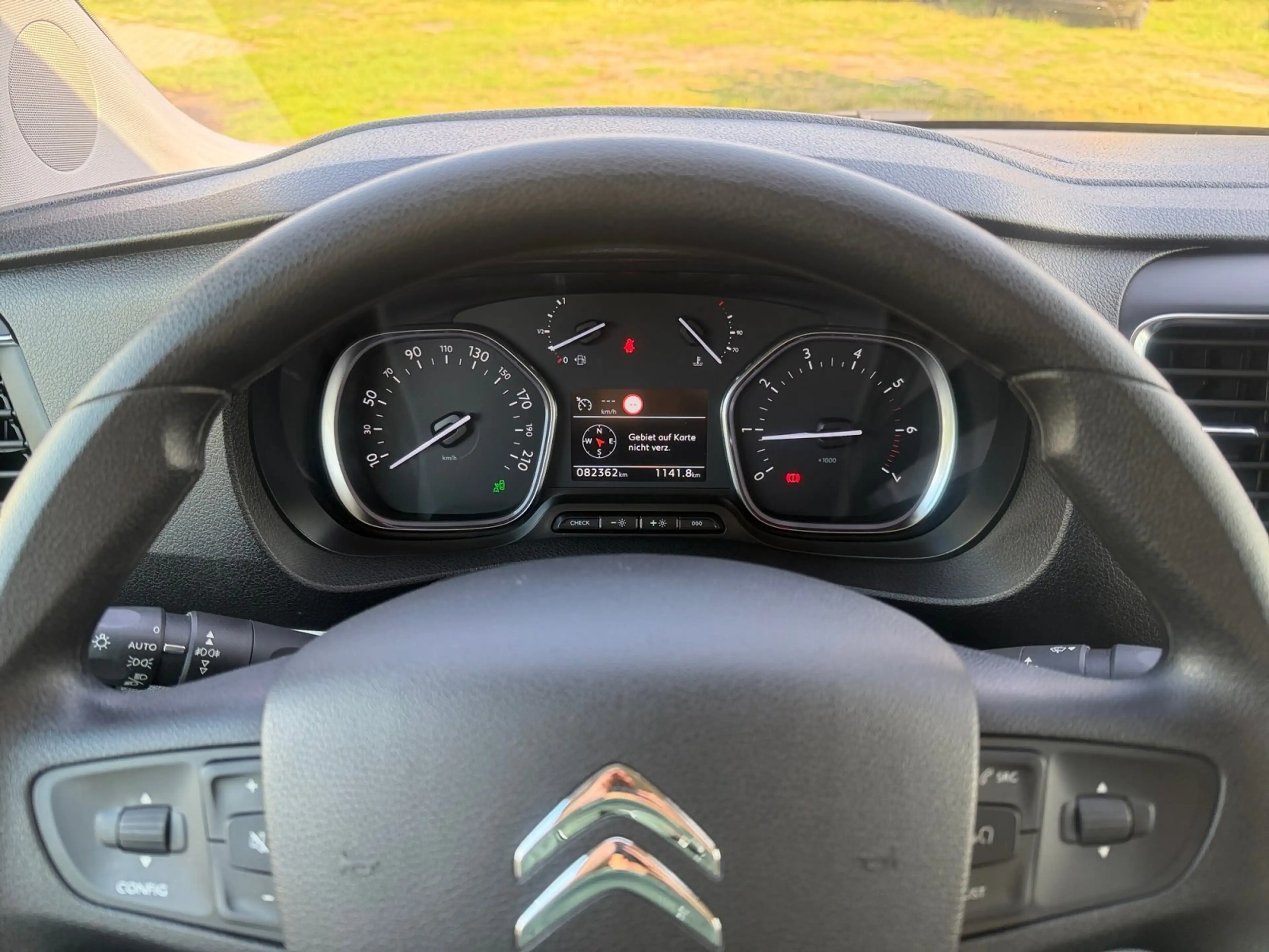 Citroen Spacetourer Feel M 2.0 BlueHDi 150 L2 TEMP+SHZ — photo 12