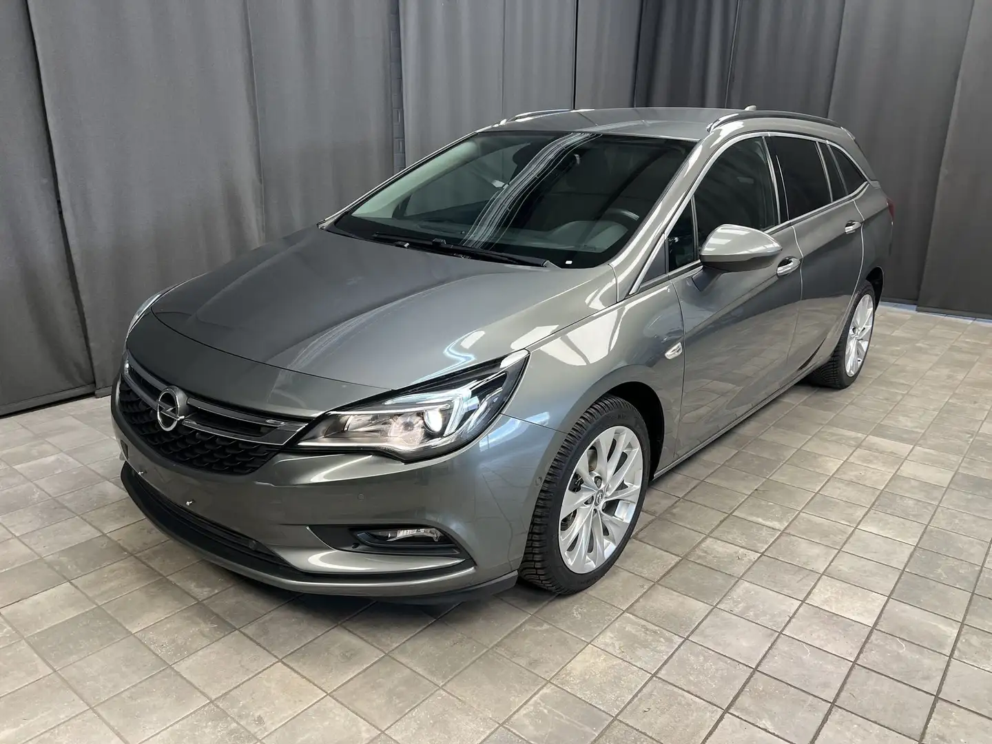 Opel Astra Turbo Start/Stop Innovation Gris - 1