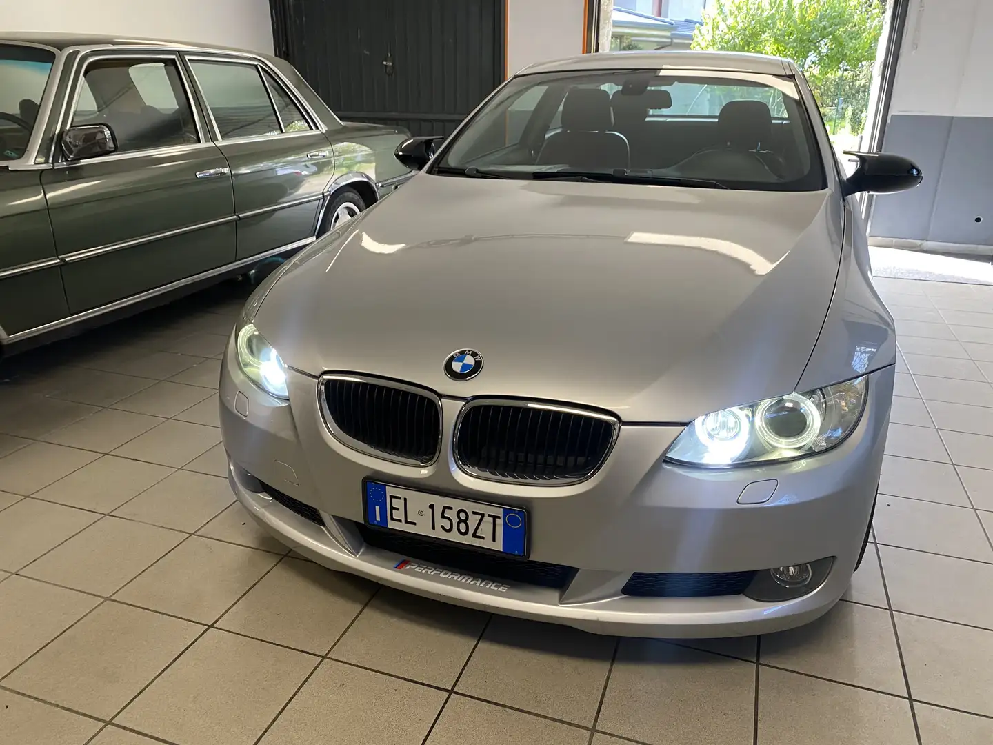 BMW 325 325i E92 Coupé Attiva 6 cilindri Grigio - 2