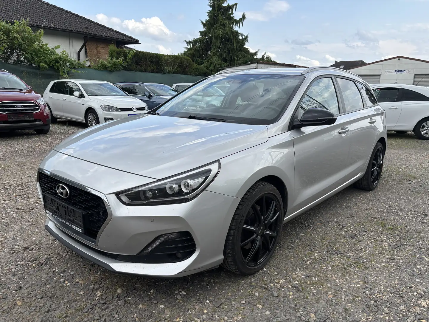 Hyundai i30 YES! Plus Klima Sitzheizung Xenon Navi S-Heft Grau - 2