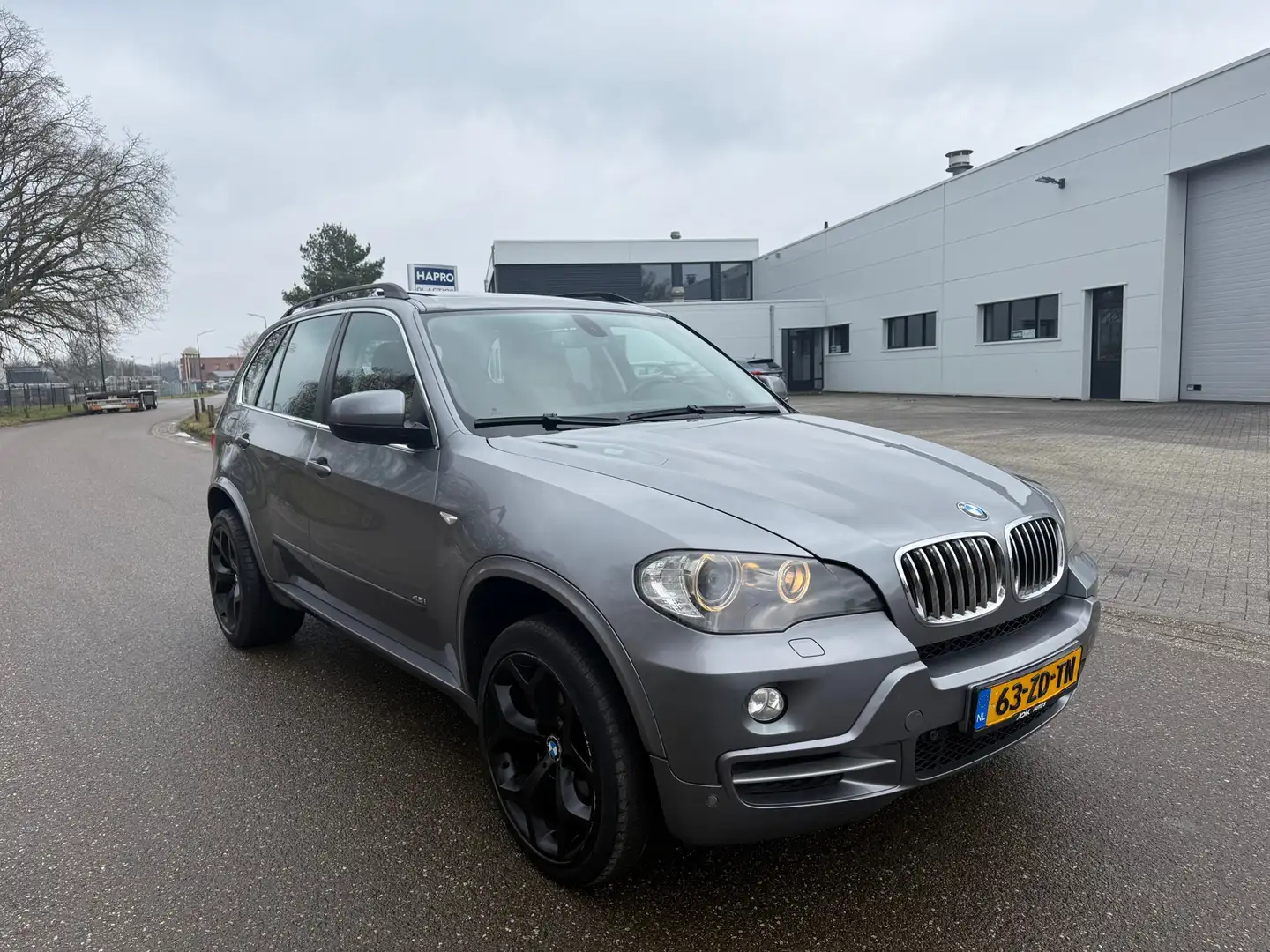 BMW X5 XDrive48i High Executive PANO/LEDER/TREKHAAK/XENON Grau - 2