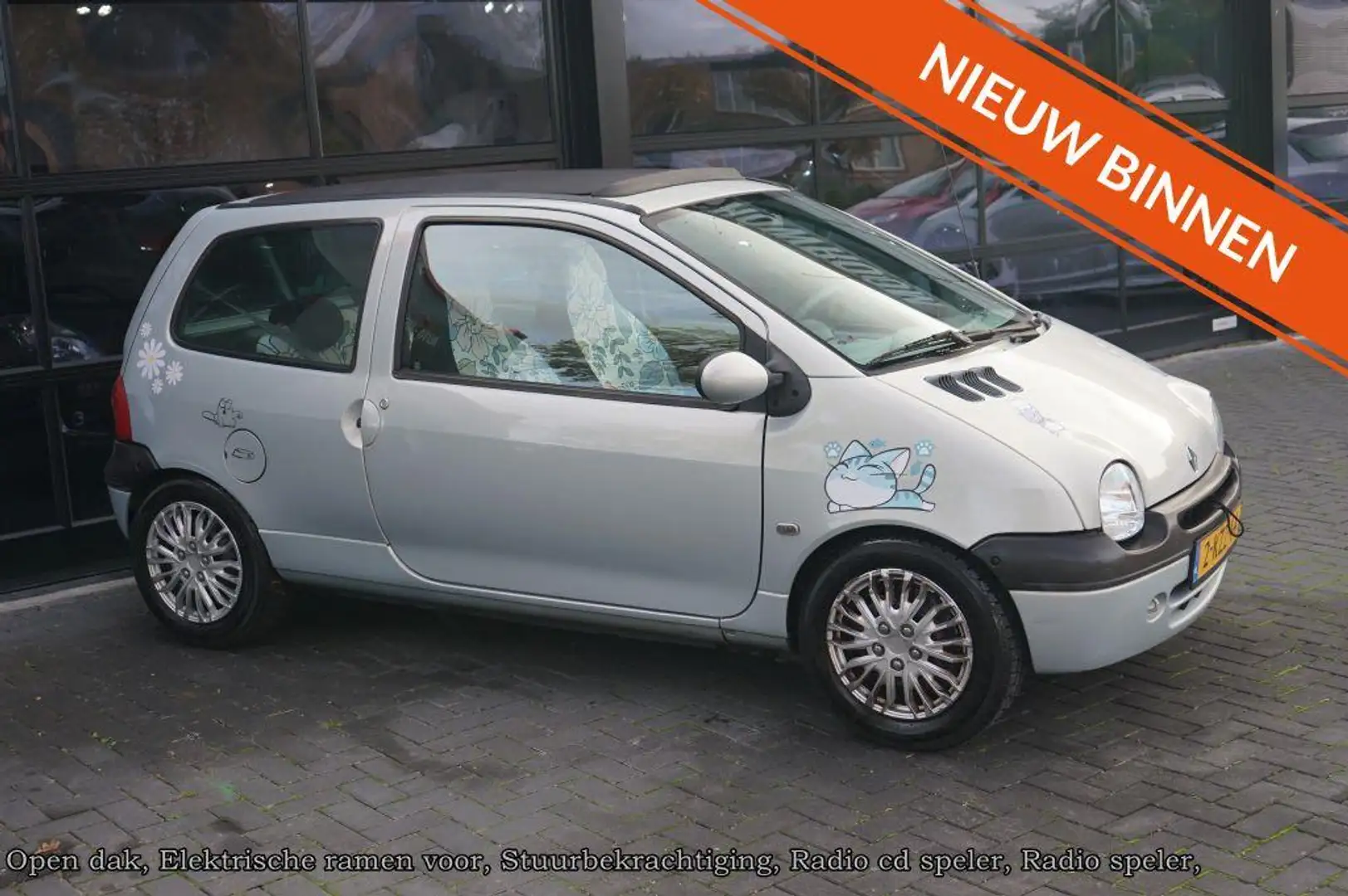 Renault Twingo 1.2 Cinétic, stuurbekrachtiging, Open dak, Elek pa Gris - 1