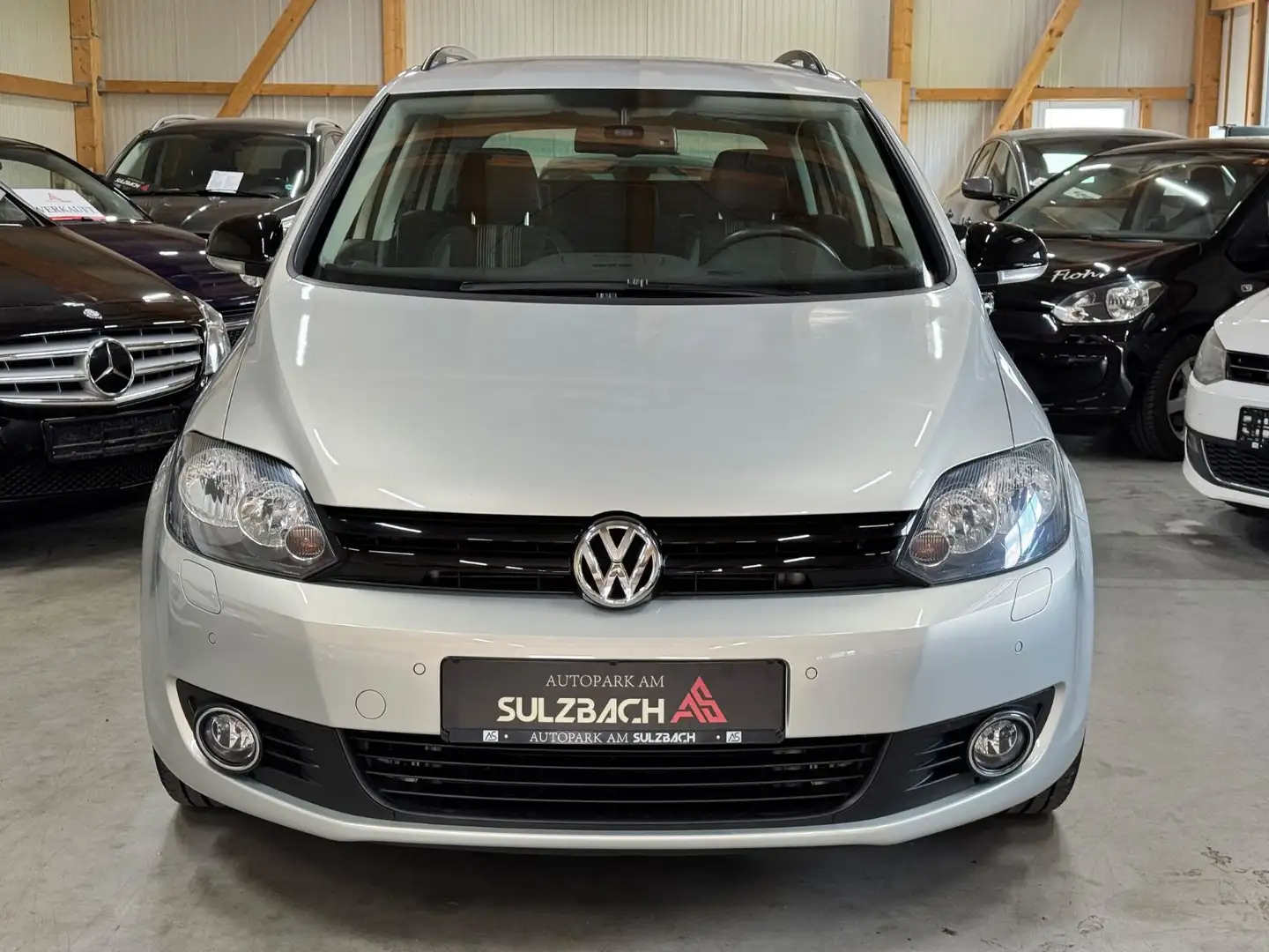 Volkswagen Golf Plus VI Match/SHZ/PDC/ Oro - 2