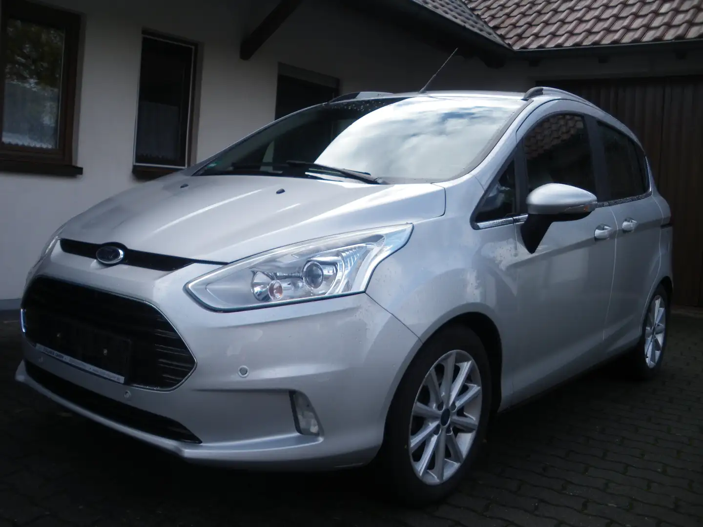 Ford B-Max Titanium, 1. Hd., Schiebetüren, Sitzheizung,Alu Silber - 1