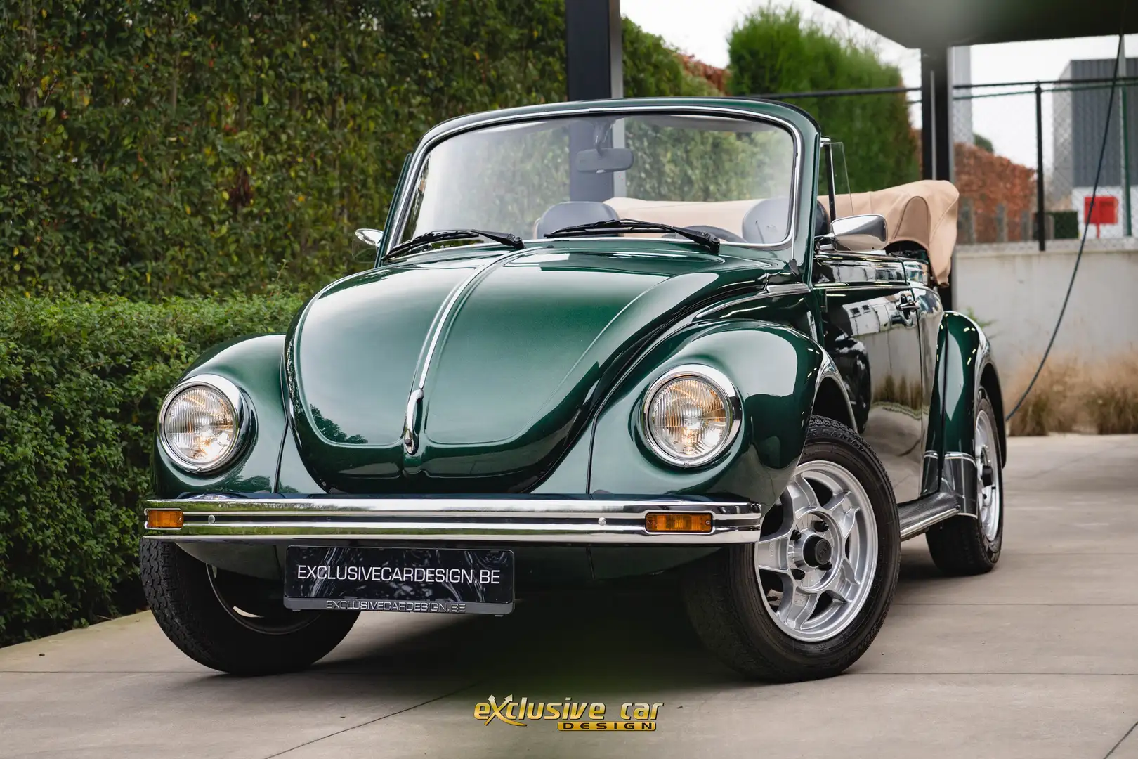 Volkswagen Kever 1.6L 1303 Karmann Cabriolet Зелений - 1